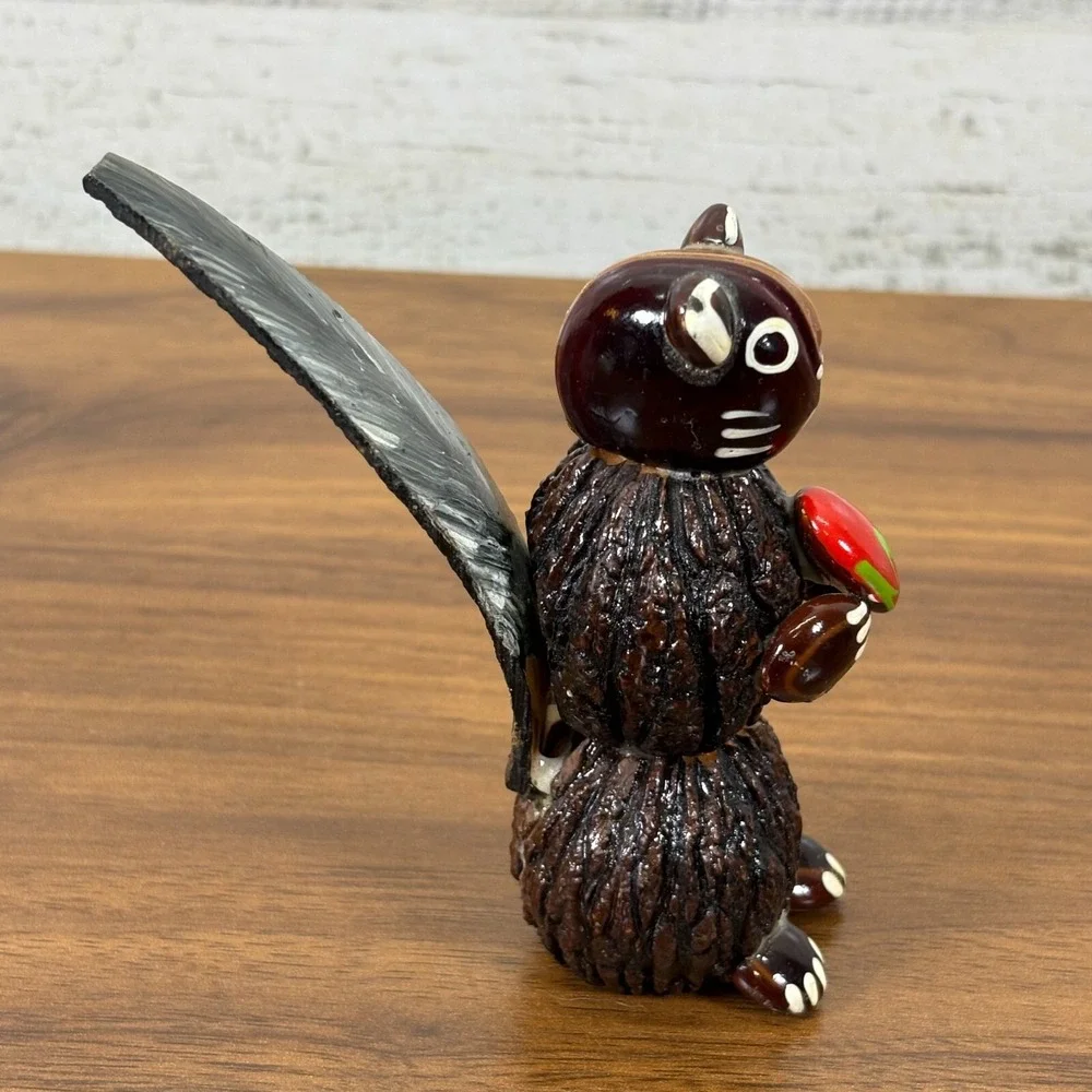 Vintage Squirrel Hand Carved Hand Painted Wood Squirrels with Nuts 4'‎ lot of 3